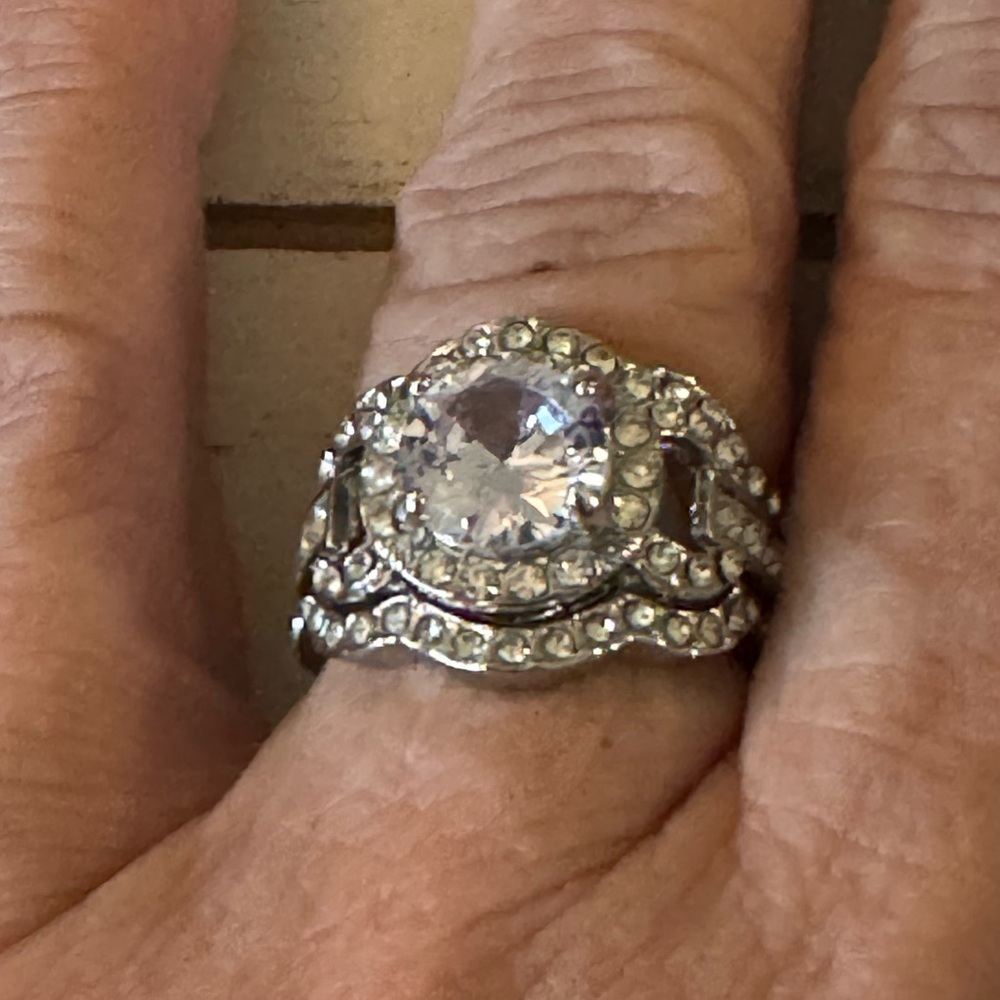 3 pcs Halo Stackable Rings with ShCubic Zirconias, Weddings, Engagement Ring - Picture 10 of 11